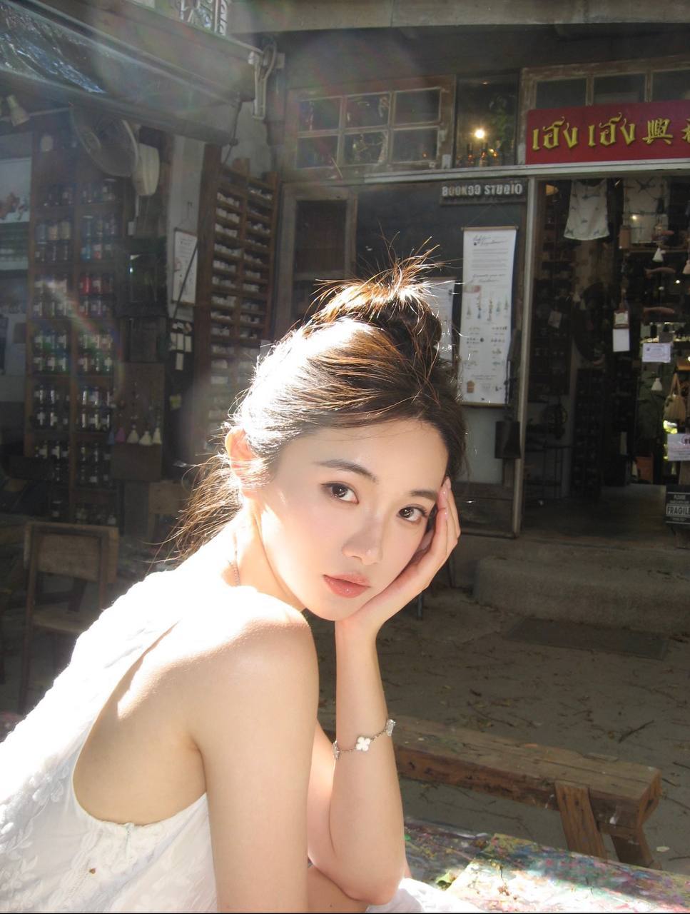 思思 图片